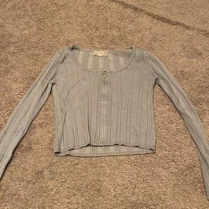 Blue long sleeve sweater type shirt
